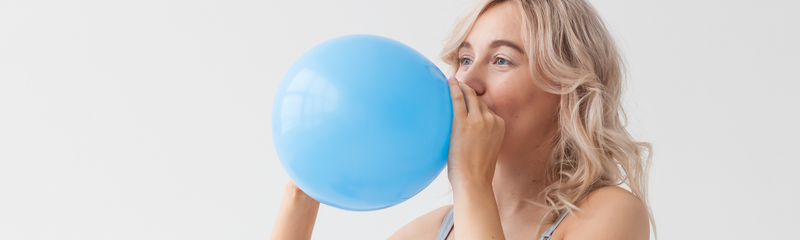 Blähungen und Hormone: Ursachen, Symptome und Lösungen

